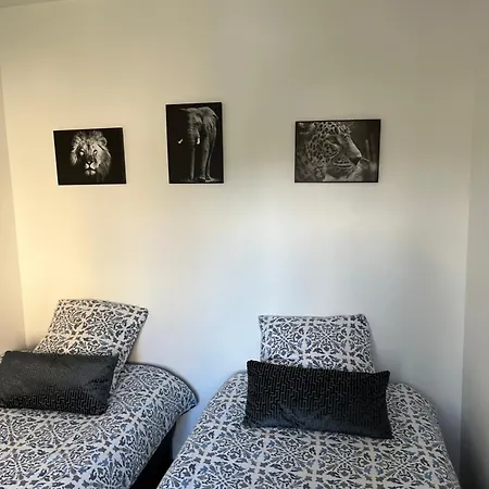 Cosy House: Olympic Village Near Stade De France